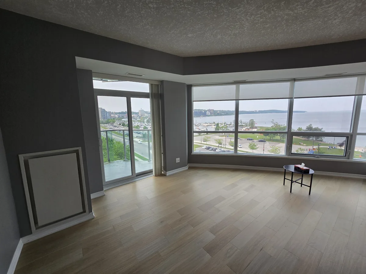 Condo - repaint — Before