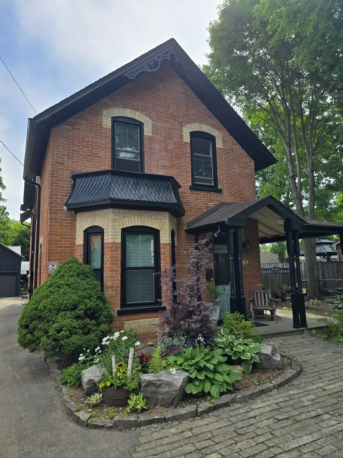 Exterior accent colours — After